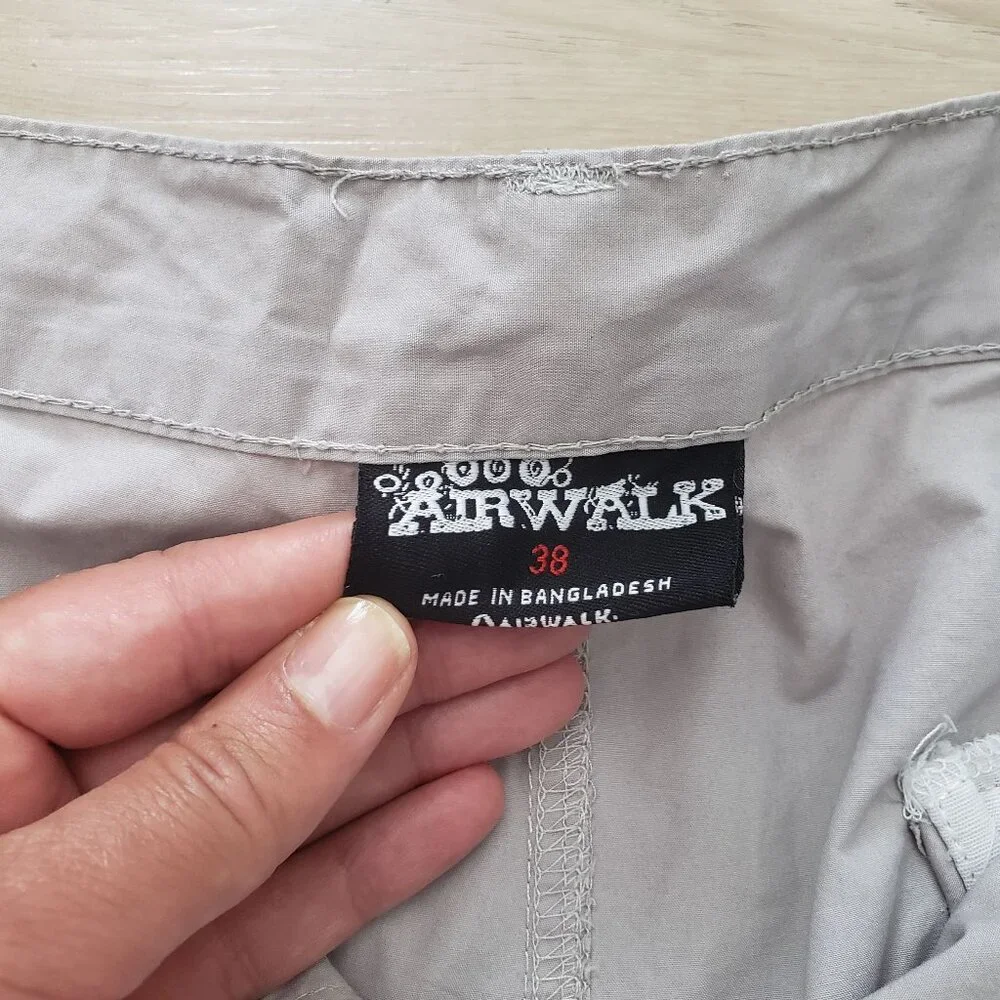 Airwalk Men's Cargo Shorts Khaki Tan Brown Size 38